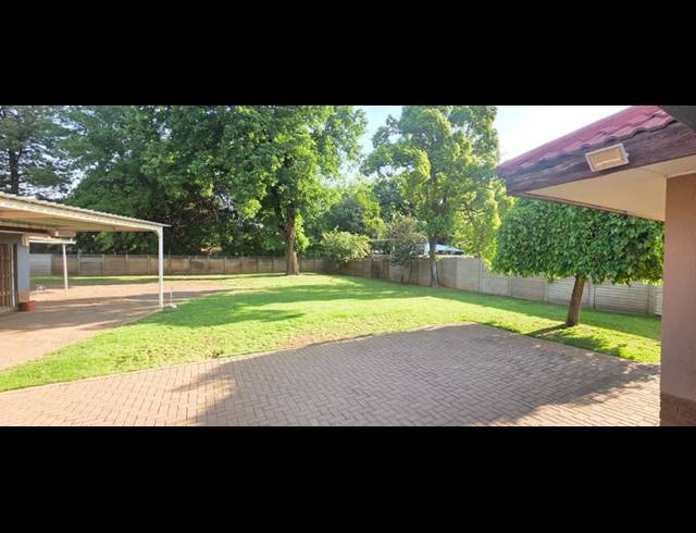 5 BEDROOM HOUSE FOR SALE IN ARCON PARK